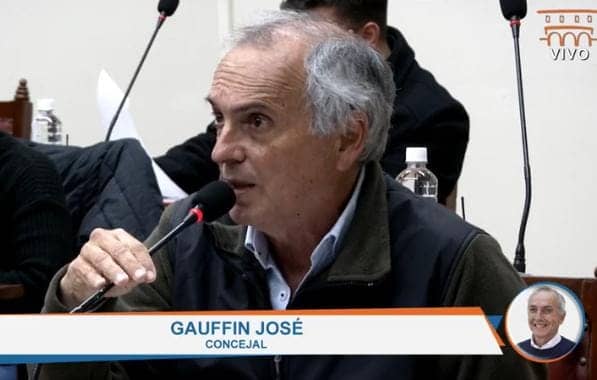 Gauffín quiere que el aeropuerto no pierda competitividad por su falta de inversión