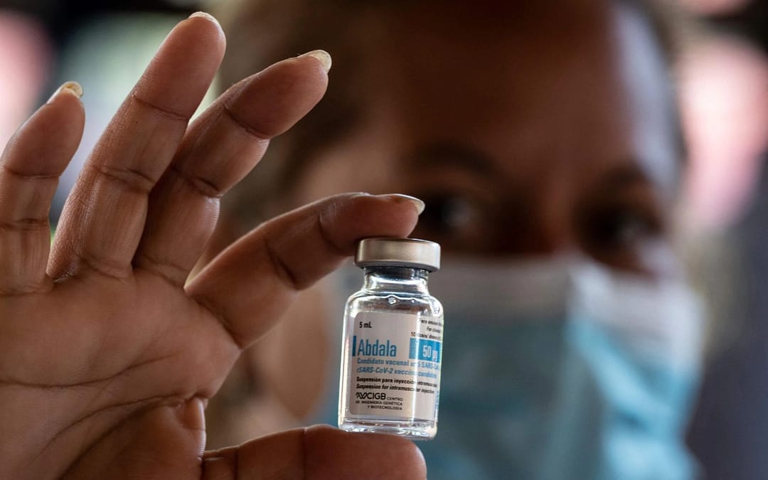 A pesar del bloqueo, Cuba ya vacunó a casi el 90% de su población